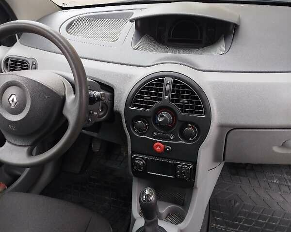 Сірий Рено Модус, об'ємом двигуна 1.25 л та пробігом 249 тис. км за 4100 $, фото 6 на Automoto.ua