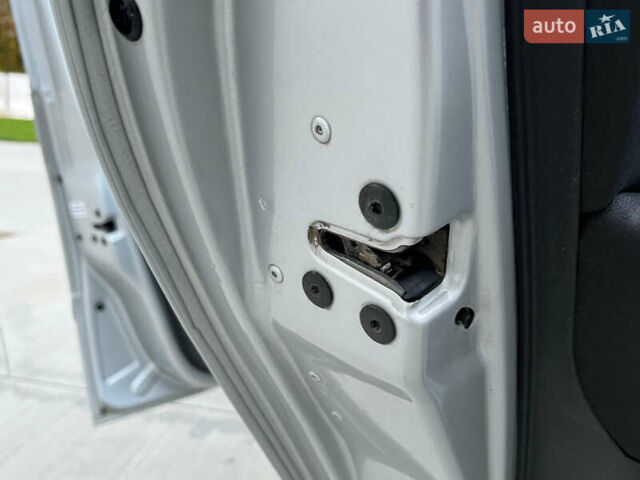 Сірий Рено Модус, об'ємом двигуна 1.6 л та пробігом 130 тис. км за 6300 $, фото 96 на Automoto.ua