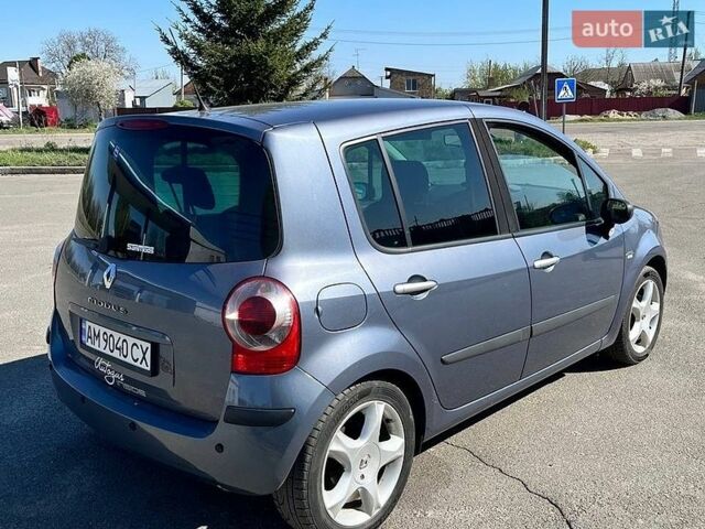 Серый Рено Модус, объемом двигателя 1.6 л и пробегом 189 тыс. км за 4300 $, фото 1 на Automoto.ua