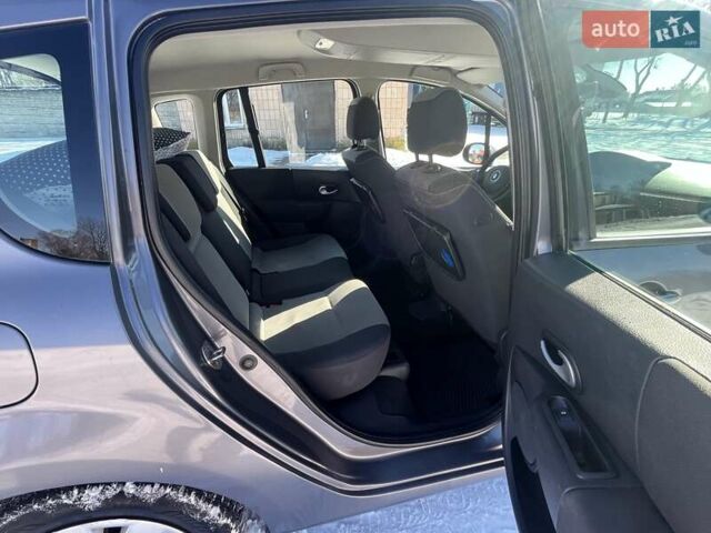 Сірий Рено Модус, об'ємом двигуна 1.6 л та пробігом 157 тис. км за 5500 $, фото 25 на Automoto.ua