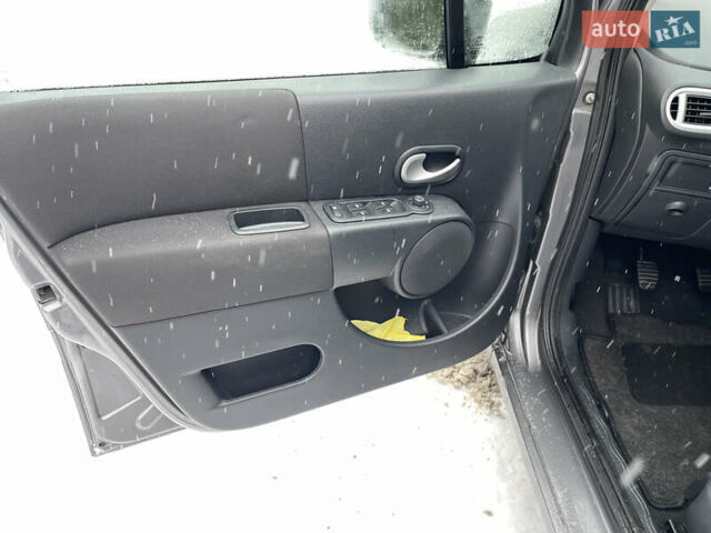 Сірий Рено Модус, об'ємом двигуна 1.6 л та пробігом 240 тис. км за 4600 $, фото 9 на Automoto.ua