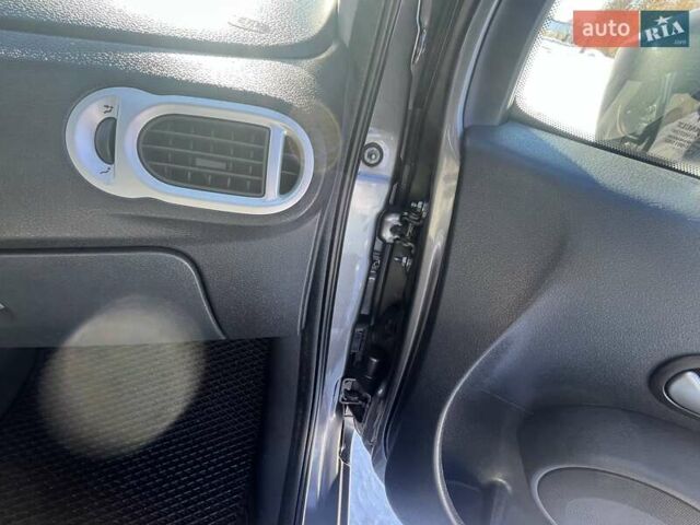 Сірий Рено Модус, об'ємом двигуна 1.6 л та пробігом 157 тис. км за 5500 $, фото 18 на Automoto.ua