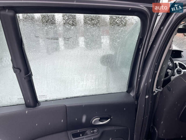 Сірий Рено Модус, об'ємом двигуна 1.6 л та пробігом 240 тис. км за 4600 $, фото 13 на Automoto.ua