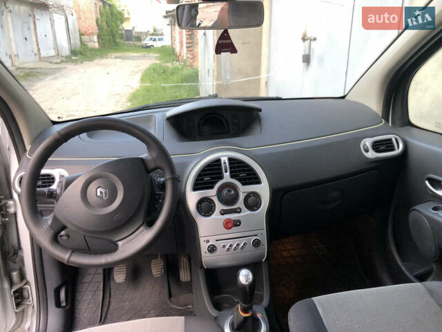 Серый Рено Модус, объемом двигателя 0 л и пробегом 196 тыс. км за 4200 $, фото 22 на Automoto.ua