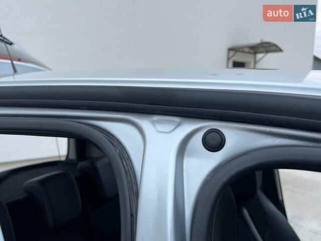 Сірий Рено Модус, об'ємом двигуна 1.6 л та пробігом 130 тис. км за 6300 $, фото 87 на Automoto.ua