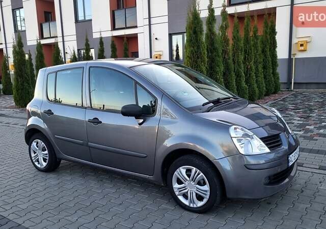 Серый Рено Модус, объемом двигателя 1.2 л и пробегом 212 тыс. км за 3550 $, фото 5 на Automoto.ua