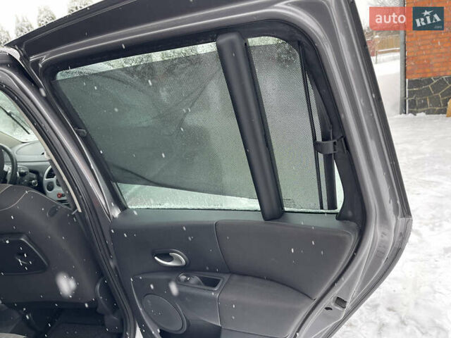 Сірий Рено Модус, об'ємом двигуна 1.6 л та пробігом 240 тис. км за 4600 $, фото 19 на Automoto.ua