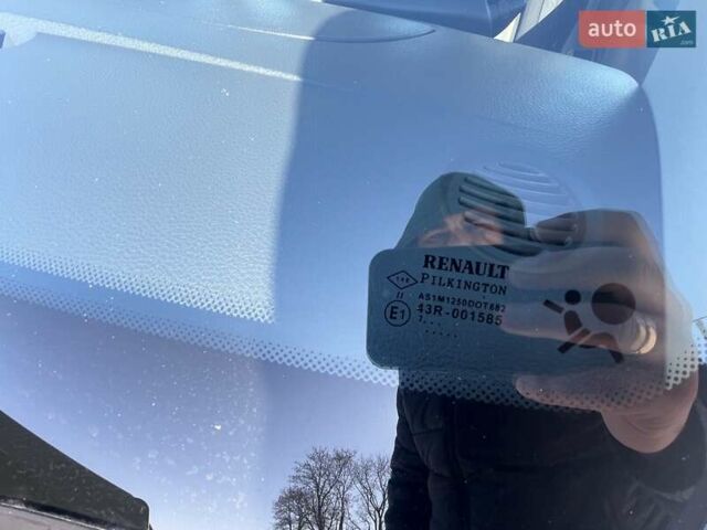 Серый Рено Модус, объемом двигателя 1.6 л и пробегом 157 тыс. км за 5500 $, фото 16 на Automoto.ua