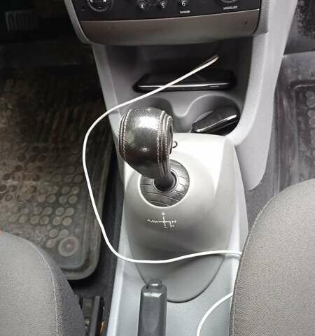 Сірий Рено Модус, об'ємом двигуна 1.15 л та пробігом 79 тис. км за 5500 $, фото 18 на Automoto.ua