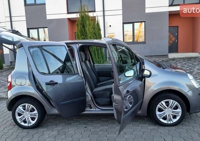 Серый Рено Модус, объемом двигателя 1.2 л и пробегом 212 тыс. км за 3550 $, фото 20 на Automoto.ua