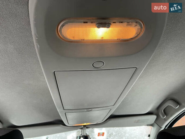 Сірий Рено Модус, об'ємом двигуна 1.6 л та пробігом 240 тис. км за 4600 $, фото 24 на Automoto.ua