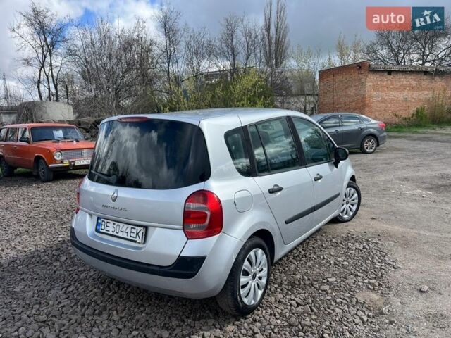 Сірий Рено Модус, об'ємом двигуна 1.15 л та пробігом 290 тис. км за 3000 $, фото 3 на Automoto.ua