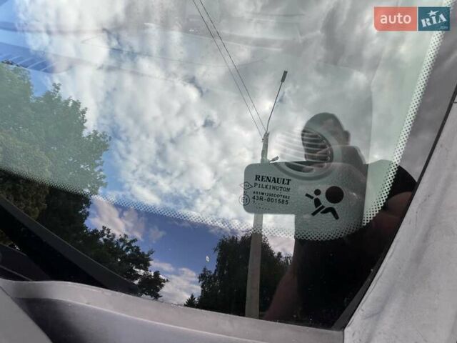 Серый Рено Модус, объемом двигателя 1.6 л и пробегом 142 тыс. км за 5800 $, фото 49 на Automoto.ua