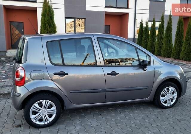 Серый Рено Модус, объемом двигателя 1.15 л и пробегом 212 тыс. км за 3750 $, фото 9 на Automoto.ua