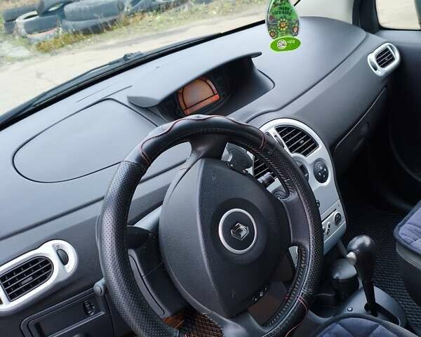 Серый Рено Модус, объемом двигателя 1.6 л и пробегом 189 тыс. км за 6500 $, фото 7 на Automoto.ua