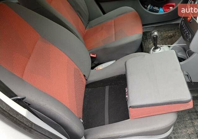 Сірий Рено Модус, об'ємом двигуна 1.15 л та пробігом 79 тис. км за 5500 $, фото 14 на Automoto.ua