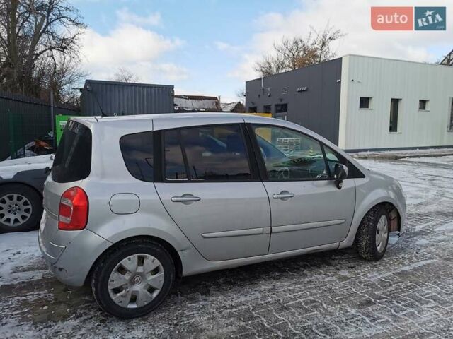 Серый Рено Модус, объемом двигателя 1.15 л и пробегом 222 тыс. км за 4900 $, фото 2 на Automoto.ua