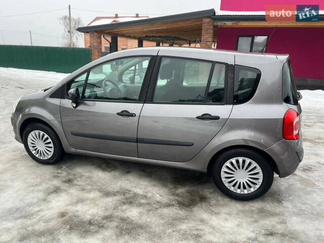 Серый Рено Модус, объемом двигателя 1.46 л и пробегом 227 тыс. км за 4400 $, фото 6 на Automoto.ua