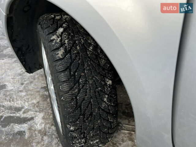 Серый Рено Модус, объемом двигателя 1.15 л и пробегом 205 тыс. км за 4350 $, фото 9 на Automoto.ua