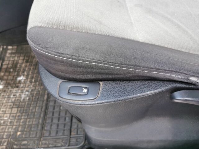 Серый Рено Модус, объемом двигателя 1.1 л и пробегом 222 тыс. км за 4900 $, фото 11 на Automoto.ua