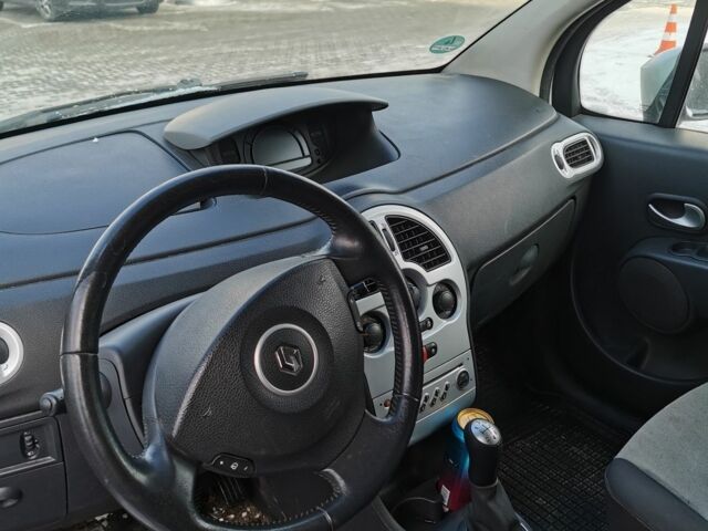 Серый Рено Модус, объемом двигателя 1.1 л и пробегом 222 тыс. км за 4900 $, фото 13 на Automoto.ua