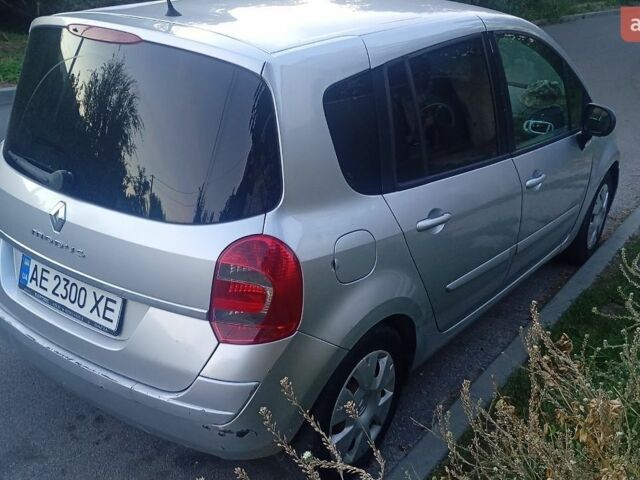 Сірий Рено Модус, об'ємом двигуна 1.15 л та пробігом 225 тис. км за 3400 $, фото 3 на Automoto.ua