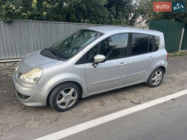 Серый Рено Модус, объемом двигателя 1.1 л и пробегом 180 тыс. км за 3504 $, фото 4 на Automoto.ua