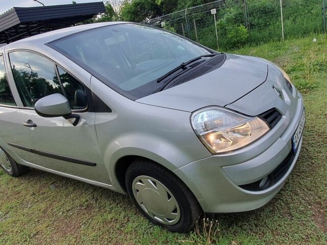 Сірий Рено Модус, об'ємом двигуна 1.25 л та пробігом 306 тис. км за 3999 $, фото 7 на Automoto.ua