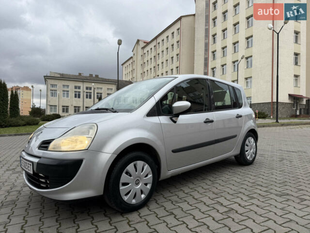 Серый Рено Модус, объемом двигателя 1.2 л и пробегом 228 тыс. км за 4150 $, фото 7 на Automoto.ua