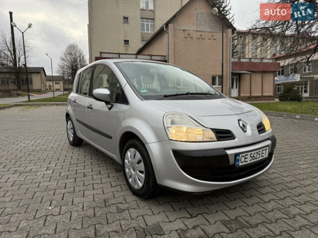 Серый Рено Модус, объемом двигателя 1.2 л и пробегом 228 тыс. км за 4150 $, фото 2 на Automoto.ua