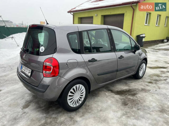 Серый Рено Модус, объемом двигателя 1.46 л и пробегом 227 тыс. км за 4400 $, фото 3 на Automoto.ua