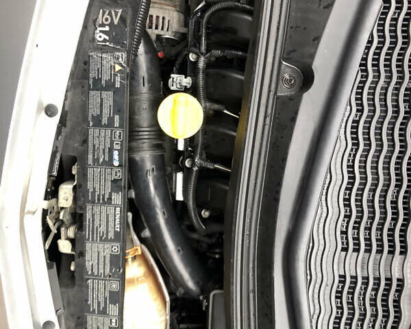 Сірий Рено Модус, об'ємом двигуна 1.6 л та пробігом 230 тис. км за 6300 $, фото 7 на Automoto.ua