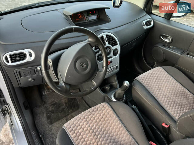 Серый Рено Модус, объемом двигателя 1.15 л и пробегом 205 тыс. км за 4350 $, фото 6 на Automoto.ua