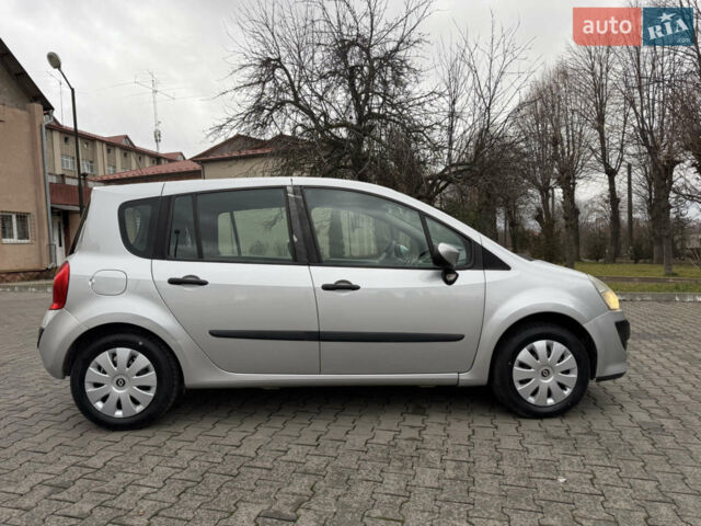 Серый Рено Модус, объемом двигателя 1.2 л и пробегом 228 тыс. км за 4150 $, фото 9 на Automoto.ua