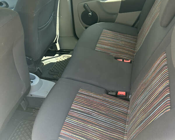 Сірий Рено Модус, об'ємом двигуна 1.15 л та пробігом 227 тис. км за 4500 $, фото 6 на Automoto.ua