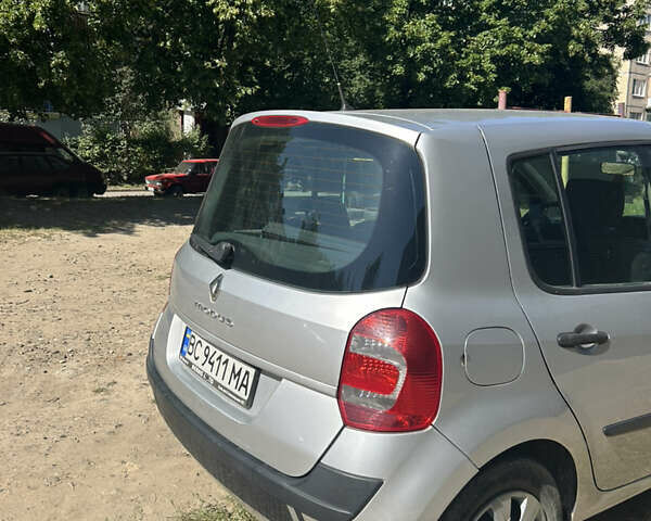 Сірий Рено Модус, об'ємом двигуна 1.15 л та пробігом 227 тис. км за 4500 $, фото 5 на Automoto.ua