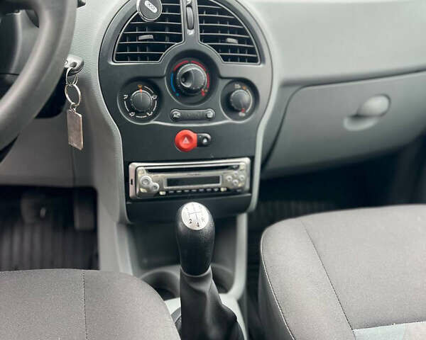 Серый Рено Модус, объемом двигателя 1.46 л и пробегом 227 тыс. км за 4400 $, фото 9 на Automoto.ua