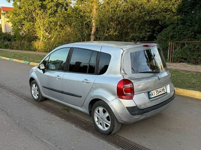 Сірий Рено Модус, об'ємом двигуна 1.6 л та пробігом 202 тис. км за 3900 $, фото 7 на Automoto.ua