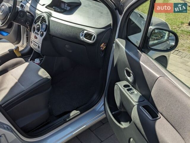Сірий Рено Модус, об'ємом двигуна 1.2 л та пробігом 201 тис. км за 5200 $, фото 29 на Automoto.ua