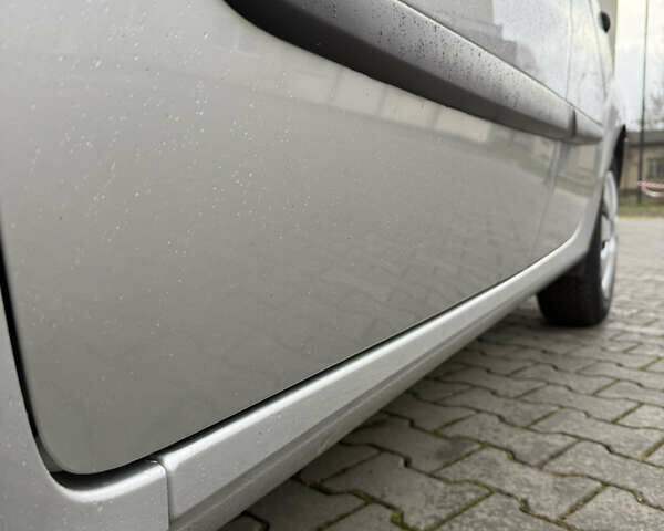 Сірий Рено Модус, об'ємом двигуна 1.2 л та пробігом 219 тис. км за 4600 $, фото 6 на Automoto.ua