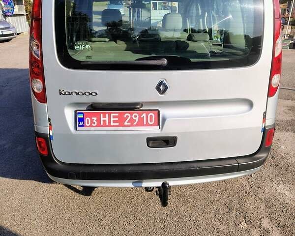 Серый Рено Модус, объемом двигателя 1.6 л и пробегом 204 тыс. км за 7750 $, фото 8 на Automoto.ua