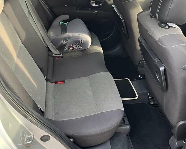 Сірий Рено Модус, об'ємом двигуна 1.5 л та пробігом 292 тис. км за 4100 $, фото 11 на Automoto.ua