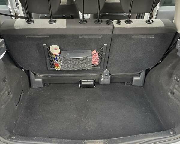 Сірий Рено Модус, об'ємом двигуна 1.5 л та пробігом 292 тис. км за 4100 $, фото 1 на Automoto.ua