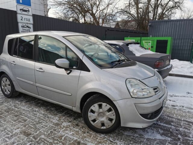 Серый Рено Модус, объемом двигателя 1.1 л и пробегом 222 тыс. км за 4900 $, фото 1 на Automoto.ua