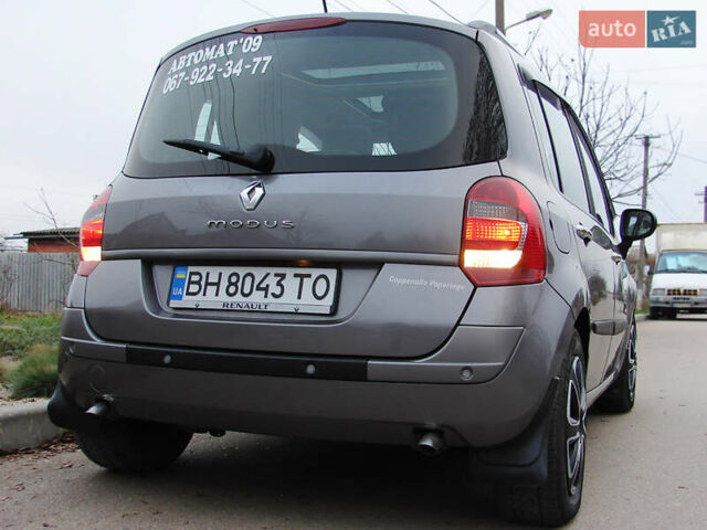 Сірий Рено Модус, об'ємом двигуна 1.5 л та пробігом 243 тис. км за 6799 $, фото 7 на Automoto.ua