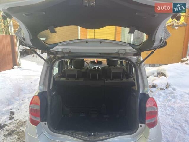 Сірий Рено Модус, об'ємом двигуна 1.15 л та пробігом 215 тис. км за 4500 $, фото 16 на Automoto.ua