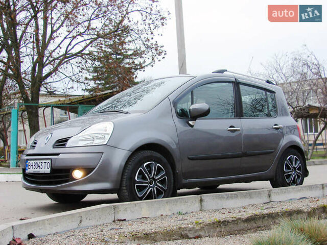Серый Рено Модус, объемом двигателя 1.5 л и пробегом 243 тыс. км за 6799 $, фото 1 на Automoto.ua