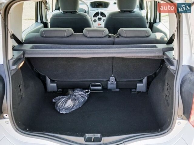 Серый Рено Модус, объемом двигателя 1.6 л и пробегом 197 тыс. км за 6700 $, фото 20 на Automoto.ua