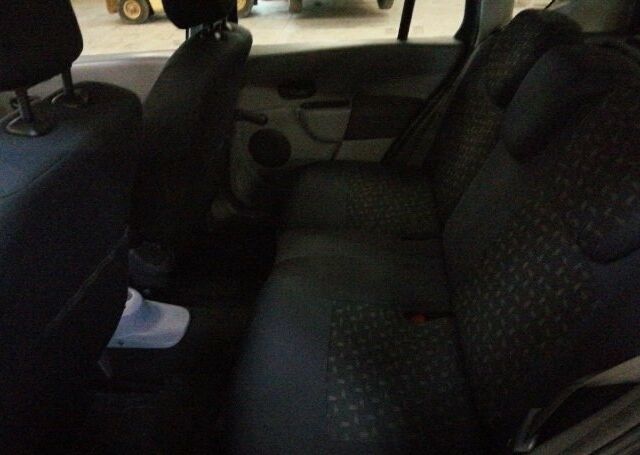 Сірий Рено Модус, об'ємом двигуна 1.5 л та пробігом 219 тис. км за 2725 $, фото 10 на Automoto.ua