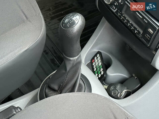 Сірий Рено Модус, об'ємом двигуна 1.5 л та пробігом 237 тис. км за 4550 $, фото 36 на Automoto.ua